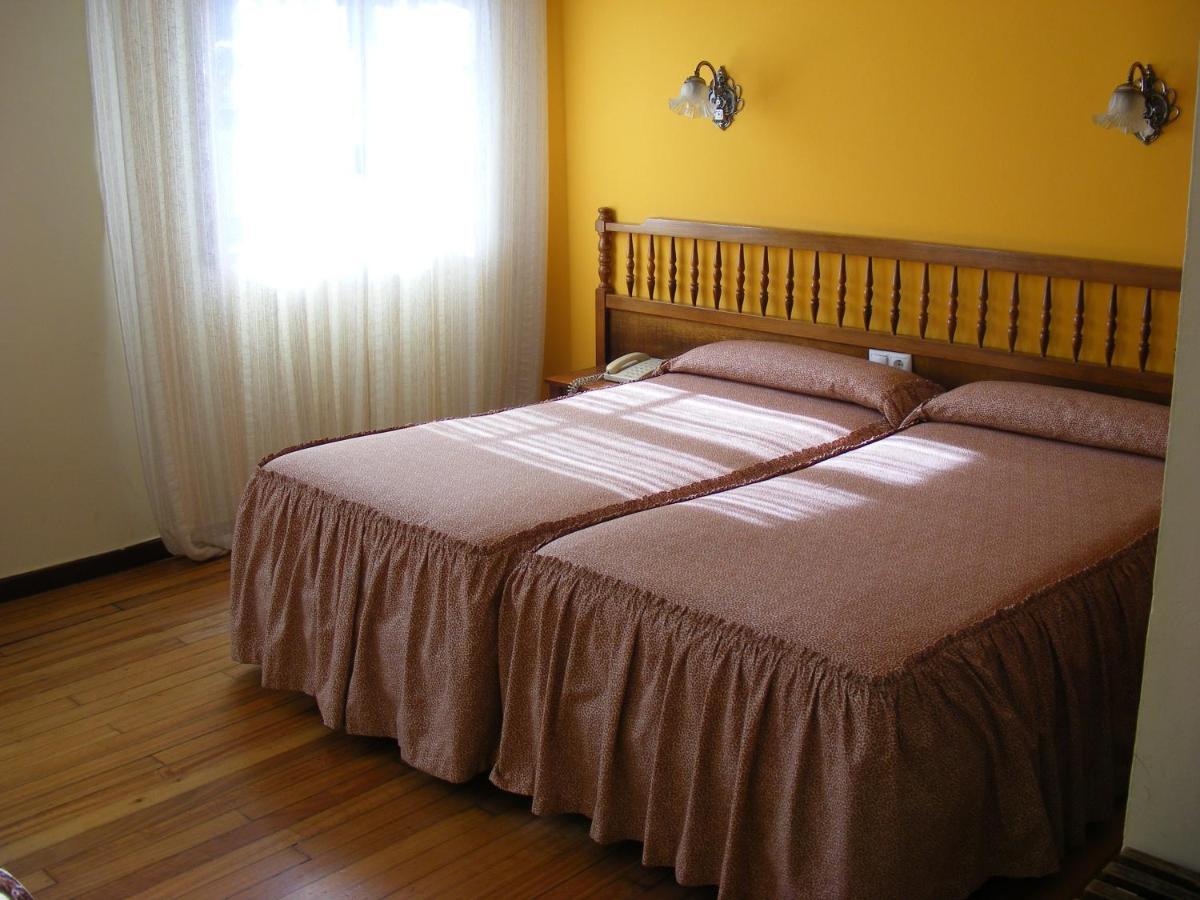 Hôtel Pr Alameda à Saint-Jacques-de-Compostelle Chambre photo