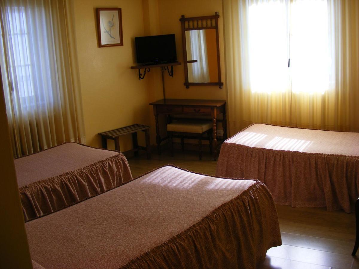 Hôtel Pr Alameda à Saint-Jacques-de-Compostelle Chambre photo
